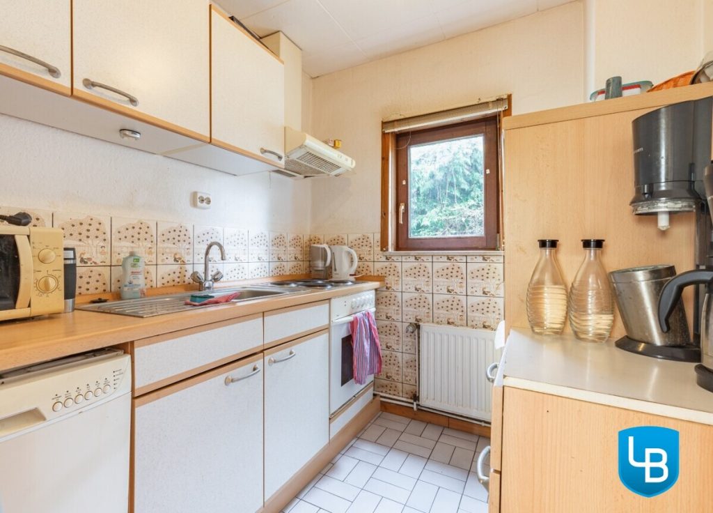 Immobilienangebot - Malente / Kreuzfeld - Alle & Rest (Wohnen) - Sonniges Zuhause mit Perspektive – Teilvermietetes ZFH mit Nebengebäude auf großzügigem Grundstück