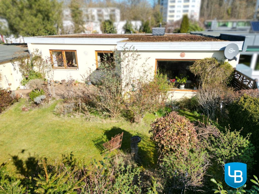 Immobilienangebot - Plön - Alle & Rest (Wohnen) - Juwel: Schöner Bungalow mit Vollkeller und Garage