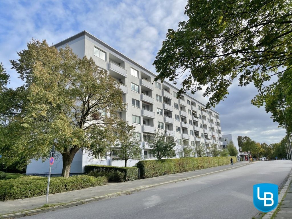 Straßenseite Immobilienangebot - Kiel - Gewerbe & Anlage - Stellplatz