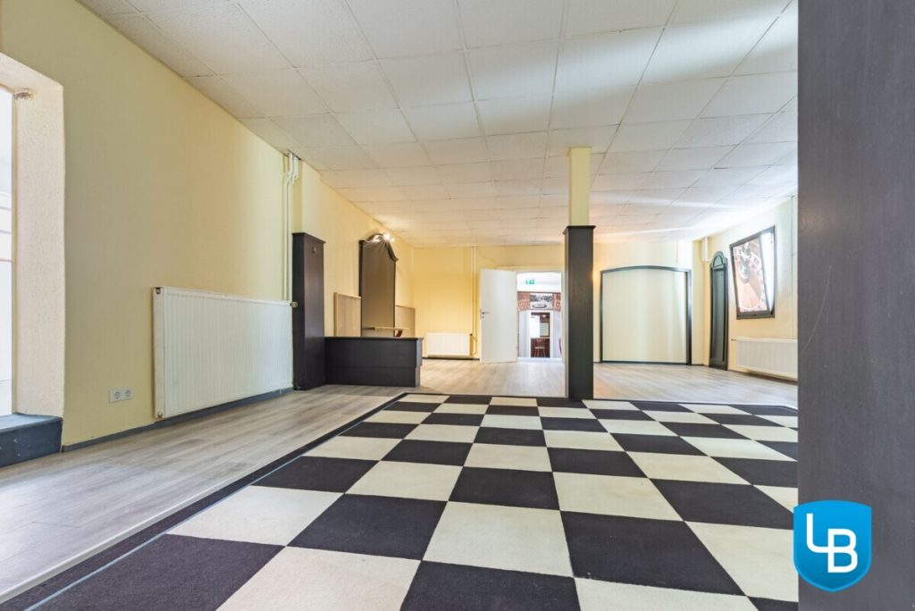 Immobilienangebot - Lütjenburg - Gewerbe & Anlage - Großzügige und vielseitig nutzbare Gewerbeeinheit im Altbau