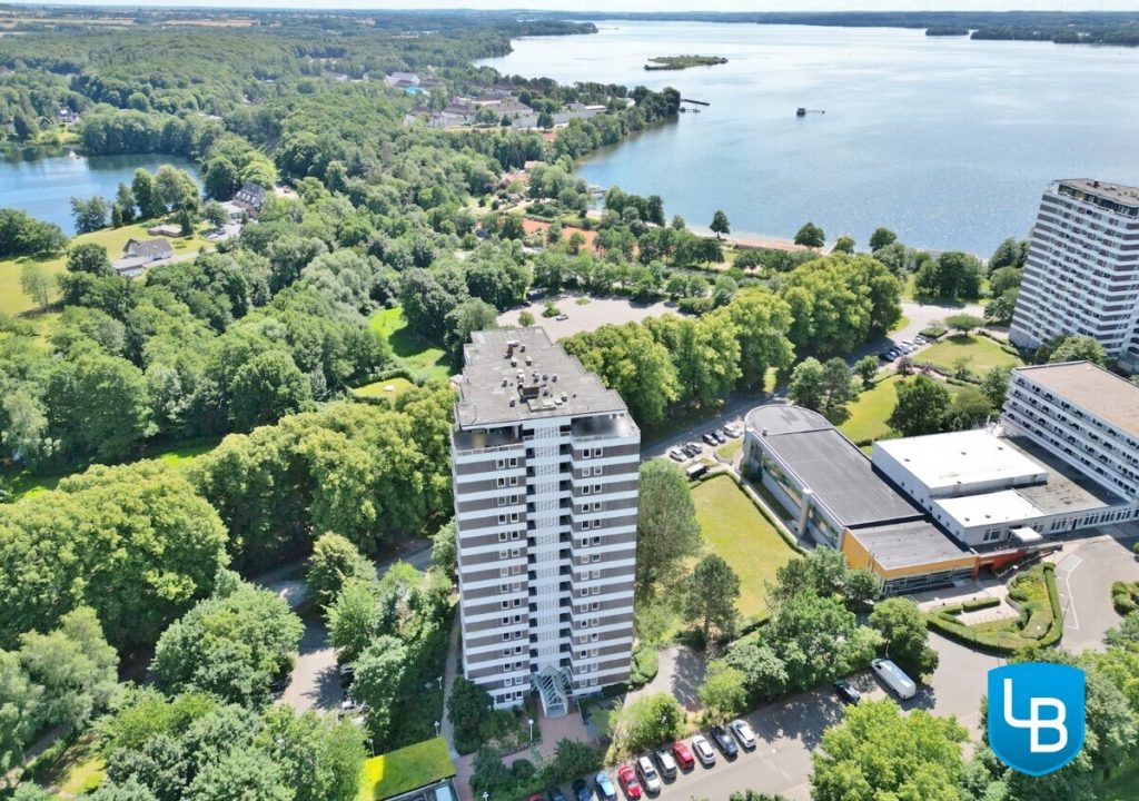 Immobilienangebot - Plön - Alle & Rest (Wohnen) - Dem Großen Plöner See ganz nah! Sonnige 2,5 Zimmer-Wohnung mit Balkon