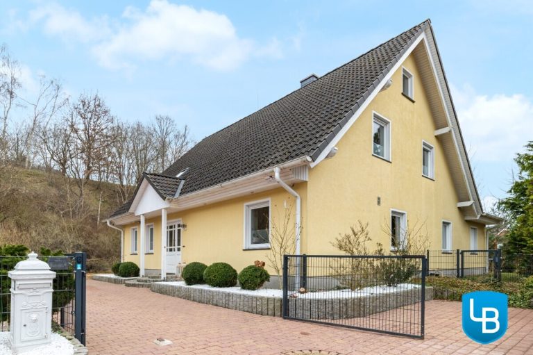 Immobilienangebot - Plön - Alle & Rest (Wohnen) - Einziehen und Wohlfühlen: Gepflegtes Traumhaus mit Garten für die ganze Familie