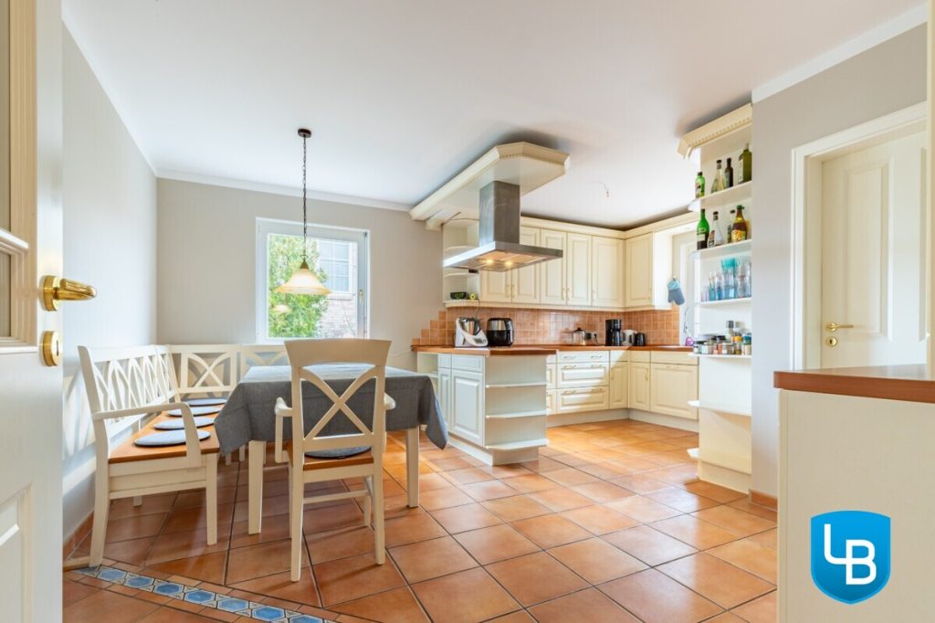 Immobilienangebot - Plön - Alle & Rest (Wohnen) - Einziehen und Wohlfühlen: Gepflegtes Traumhaus mit Garten für die ganze Familie