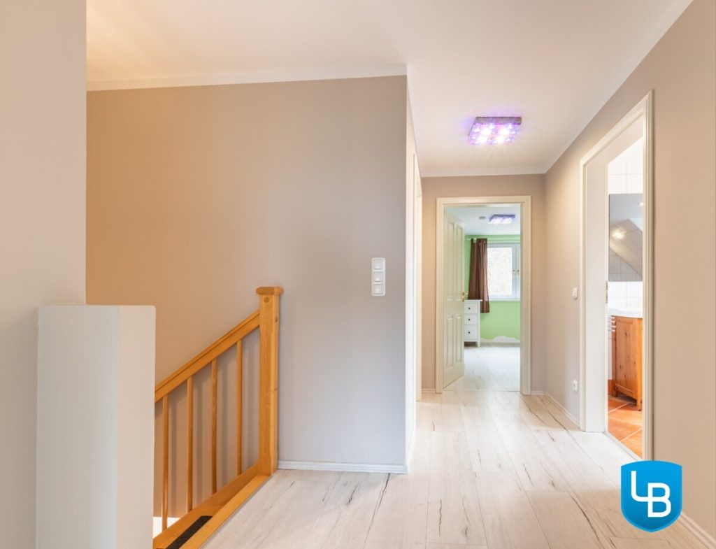 Immobilienangebot - Plön - Alle & Rest (Wohnen) - Einziehen und Wohlfühlen: Gepflegtes Traumhaus mit Garten für die ganze Familie