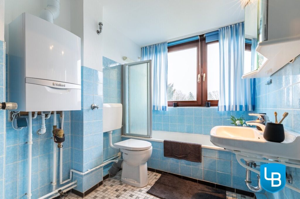 Immobilienangebot - Kiel - Alle & Rest (Wohnen) - Ruhig gelegene Eigentumswohnung im Dachgeschoss sucht neuen Eigentümer