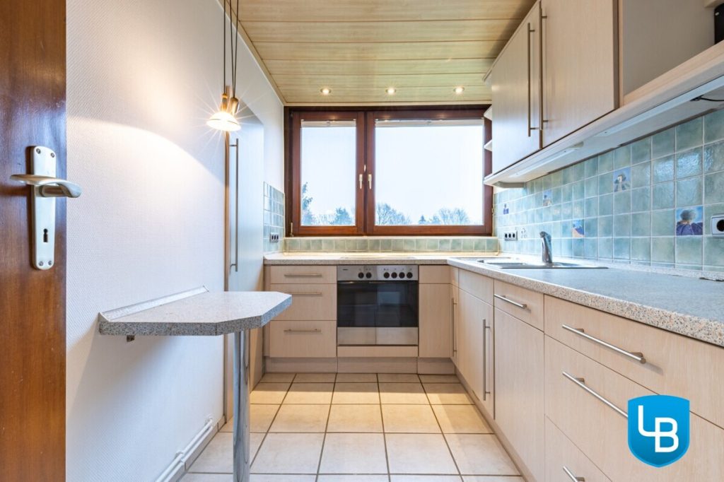 Immobilienangebot - Kiel - Alle & Rest (Wohnen) - Ruhig gelegene Eigentumswohnung im Dachgeschoss sucht neuen Eigentümer