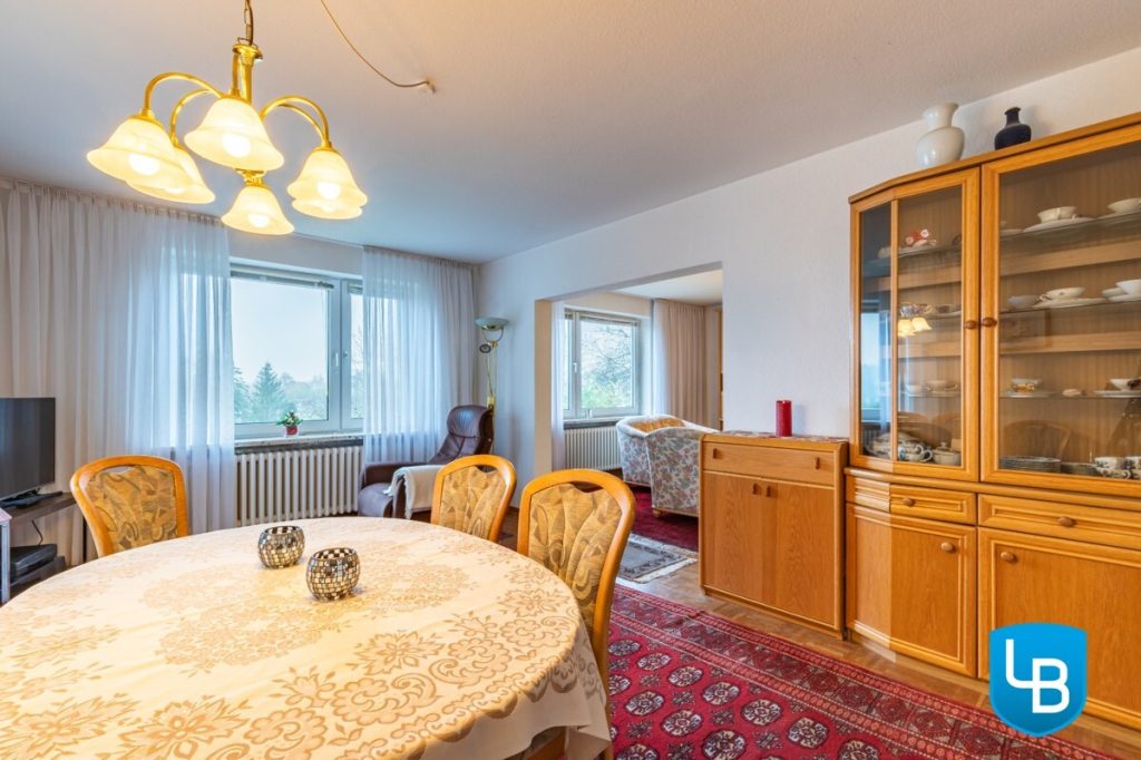 Immobilienangebot - Flintbek - Alle & Rest (Wohnen) - In ruhiger Ortsrandlage von Flintbek - Einfamilienhaus mit Renovierungsbedarf