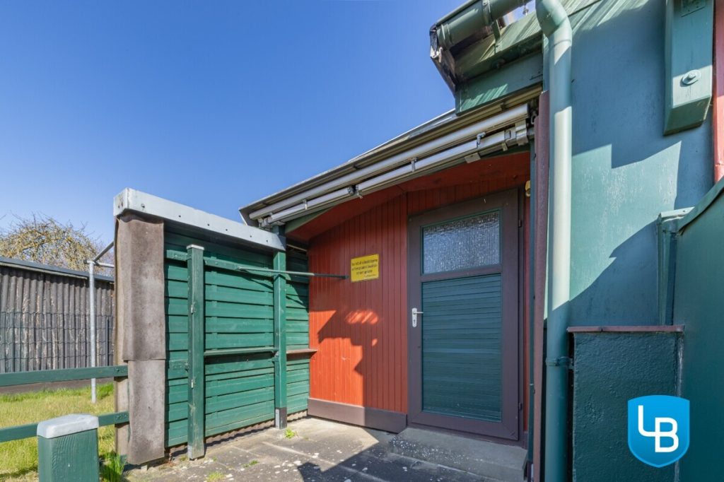Immobilienangebot - Bösdorf - Alle & Rest (Wohnen) - Vielseitig nutzbares Zweifamilienhaus auf pflegeleichtem Grundstück