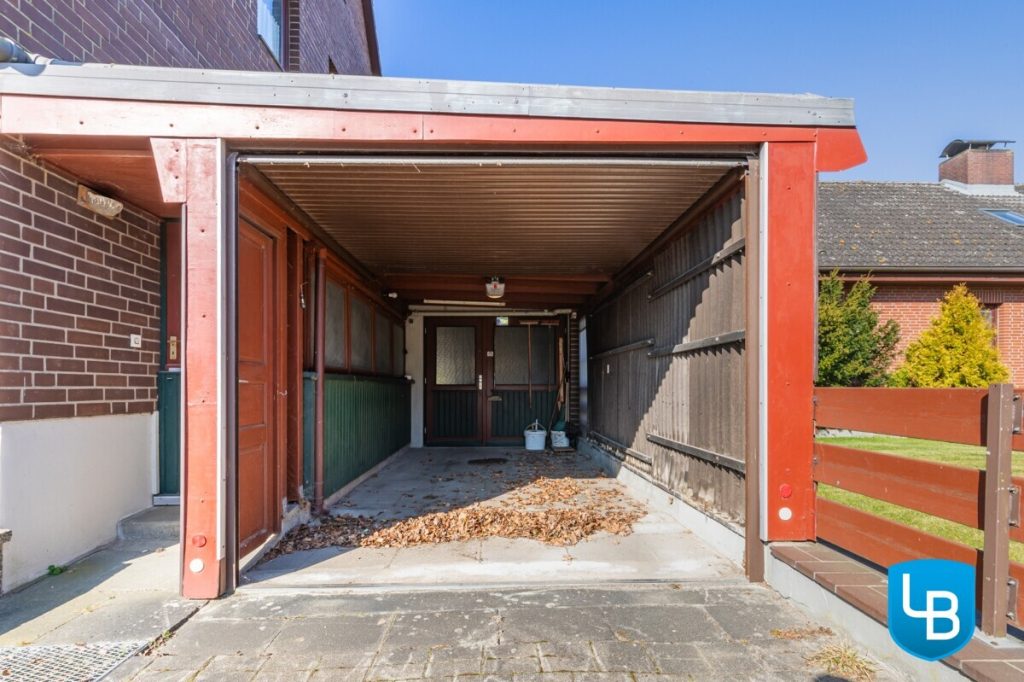 Immobilienangebot - Bösdorf - Alle & Rest (Wohnen) - Vielseitig nutzbares Zweifamilienhaus auf pflegeleichtem Grundstück