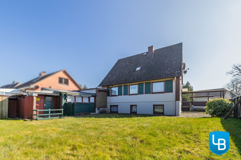 Immobilienangebot - Bösdorf - Alle & Rest (Wohnen) - Vielseitig nutzbares Zweifamilienhaus auf pflegeleichtem Grundstück