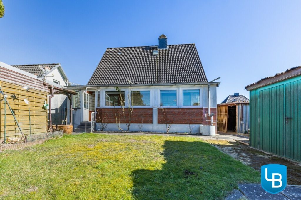 Immobilienangebot - Schwentinental - Alle & Rest (Wohnen) - Ein Familienklassiker! Teilmodernisiertes Einfamilienhaus in schöner Feldrandlage