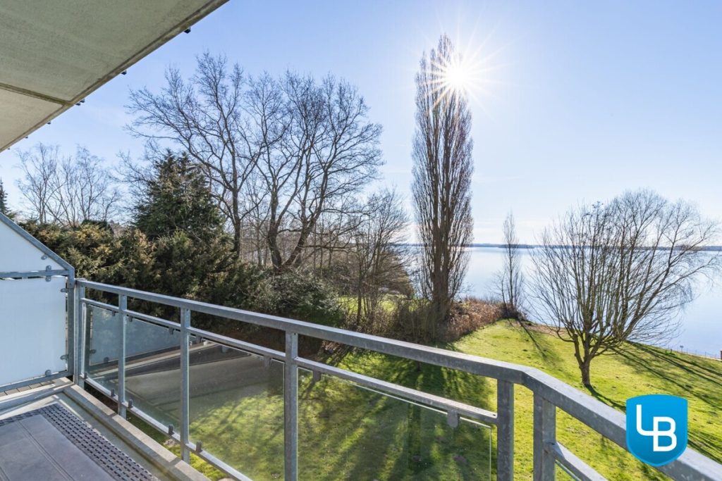 Immobilienangebot - Ascheberg - Alle & Rest (Wohnen) - Moderne Wohnung mit atemberaubendem Blick auf den Großen Plöner See!