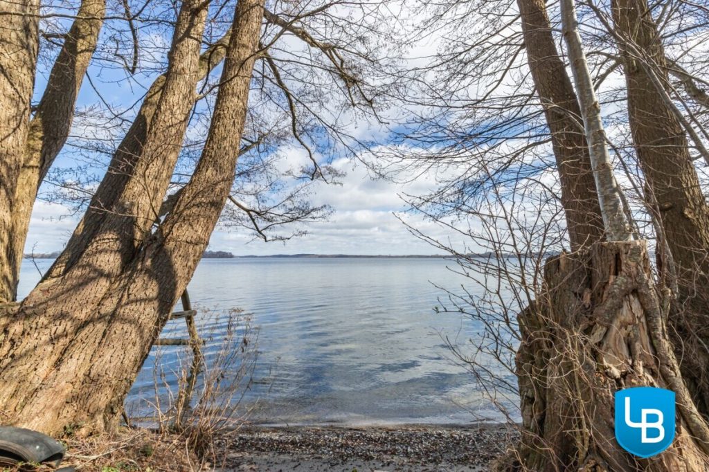 Immobilienangebot - Godau - Grundstücke - Freizeitgrundstück mit eigener Badestelle am Großen Plöner See