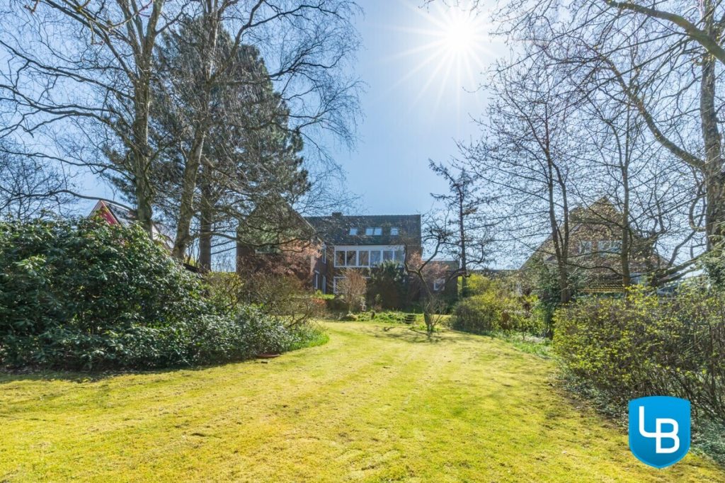 Immobilienangebot - Kiel - Alle & Rest (Wohnen) - Viel Haus auf großem Grundstück sucht neue Eigentümer