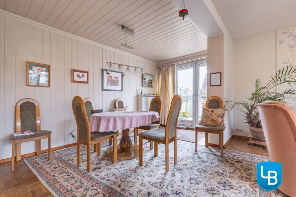 Immobilienangebot - Kiel - Alle & Rest (Wohnen) - Viel Haus auf großem Grundstück sucht neue Eigentümer