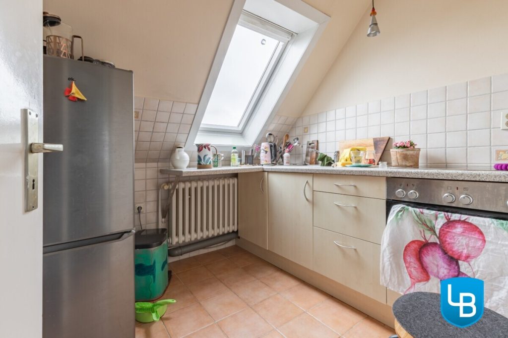 Immobilienangebot - Kiel - Alle & Rest (Wohnen) - Viel Haus auf großem Grundstück sucht neue Eigentümer