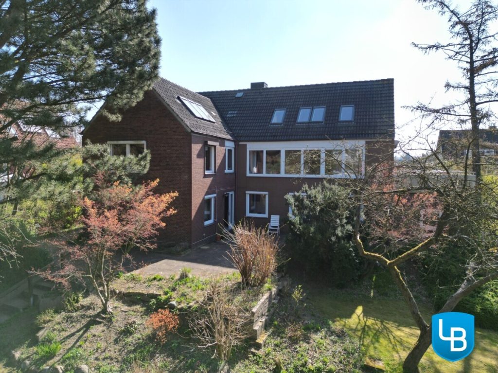 Immobilienangebot - Kiel - Alle & Rest (Wohnen) - Viel Haus auf großem Grundstück sucht neue Eigentümer