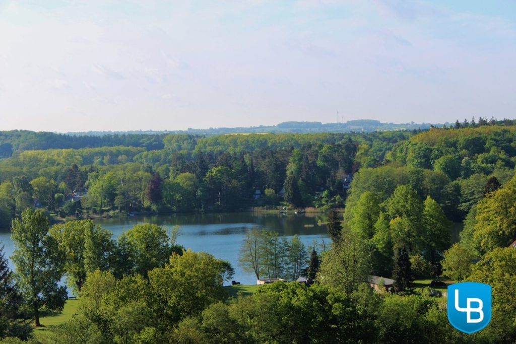 Immobilienangebot - Plön - Alle & Rest (Wohnen) - Kapitalanleger aufgepasst: Vermietete Etagenwohnung mit traumhaftem Blick über den Großen Plöner See