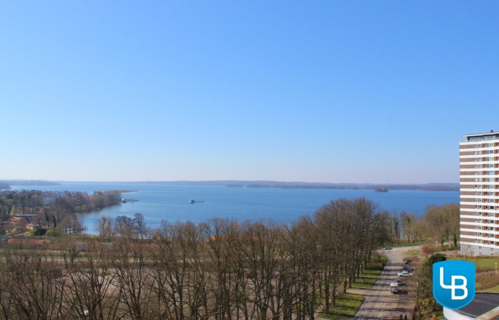 Immobilienangebot - Plön - Alle & Rest (Wohnen) - Kapitalanleger aufgepasst: Vermietete Etagenwohnung mit traumhaftem Blick über den Großen Plöner See