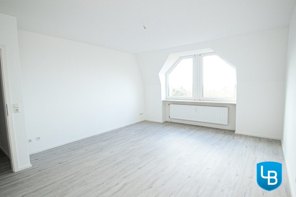 Immobilienangebot - Eutin - Alle & Rest (Wohnen) - "Parkwohnanlage Wilhelmshöhe" Diesen Ausblick können Sie mieten! Renovierte Wohnung sucht neue Bewohner