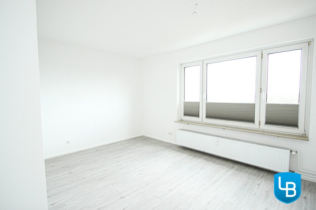Immobilienangebot - Eutin - Alle & Rest (Wohnen) - "Parkwohnanlage Wilhelmshöhe"
Hochwertige 3-Zimmer Wohnung mit traumhaftem Blick über Eutin sucht neue Mieter