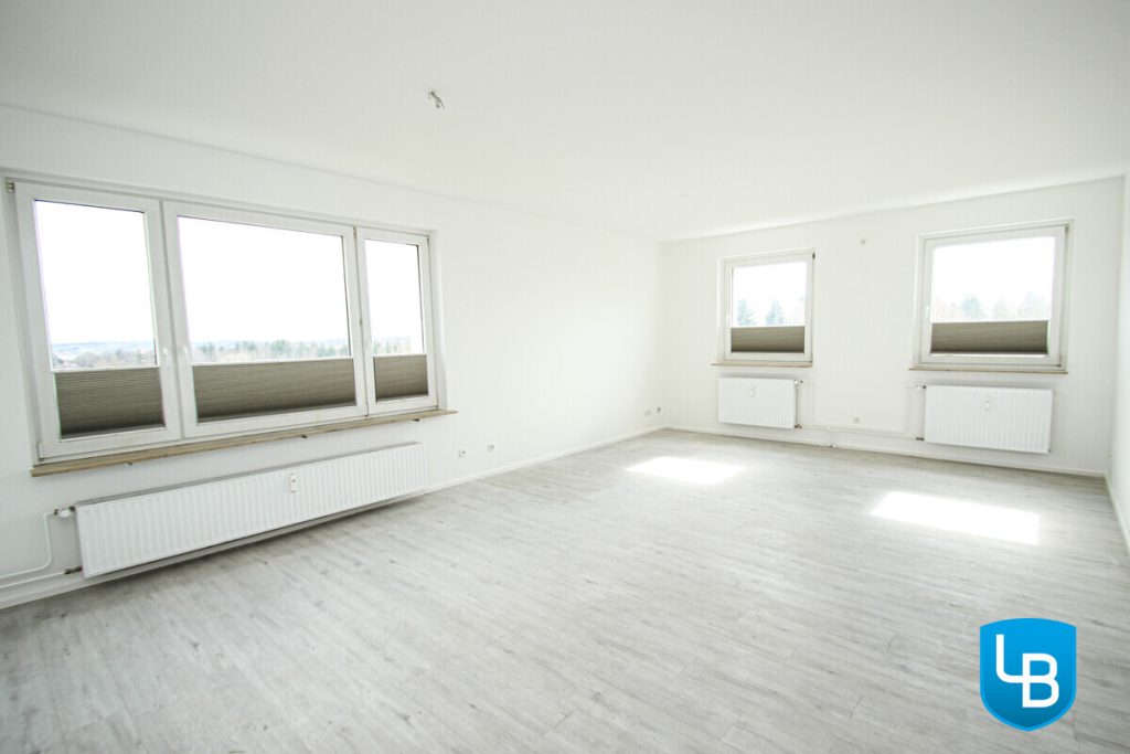 Immobilienangebot - Eutin - Alle & Rest (Wohnen) - "Parkwohnanlage Wilhelmshöhe"
Hochwertige 3-Zimmer Wohnung mit traumhaftem Blick über Eutin sucht neue Mieter