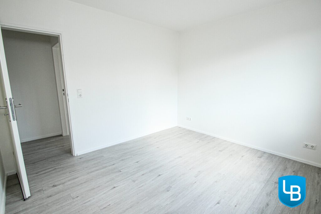 Immobilienangebot - Eutin - Alle & Rest (Wohnen) - "Parkwohnanlage Wilhelmshöhe"
Renovierte 2,5-Zimmer Wohnung sucht neue Mieter