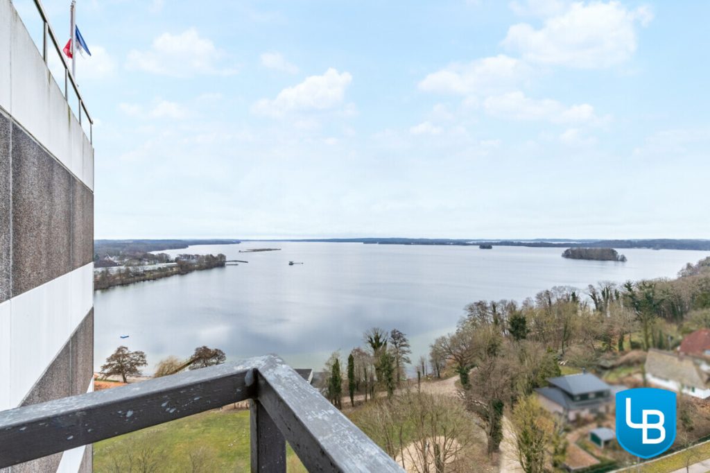 Immobilienangebot - Plön - Alle & Rest (Wohnen) - Dem "Großen Plöner See" ganz nah! Gemütliches 1-Zimmer-Apartment mit fantastischem Ausblick.