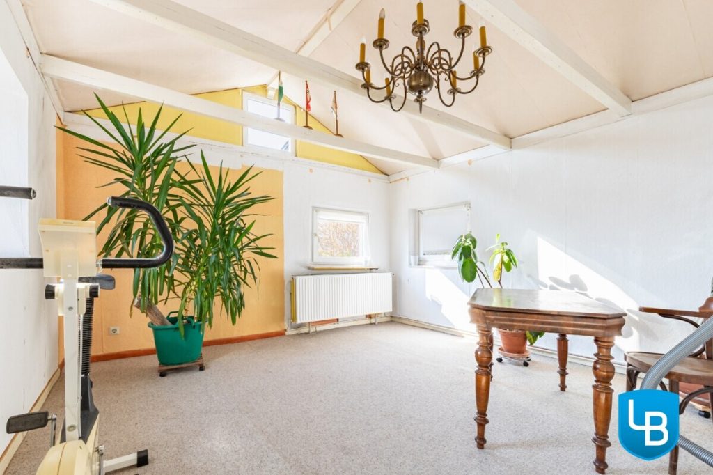Immobilienangebot - Mönkeberg - Alle & Rest (Wohnen) - Handwerker aufgepasst: ZENKER-Fertighaus in traumhafter Lage von Mönkeberg