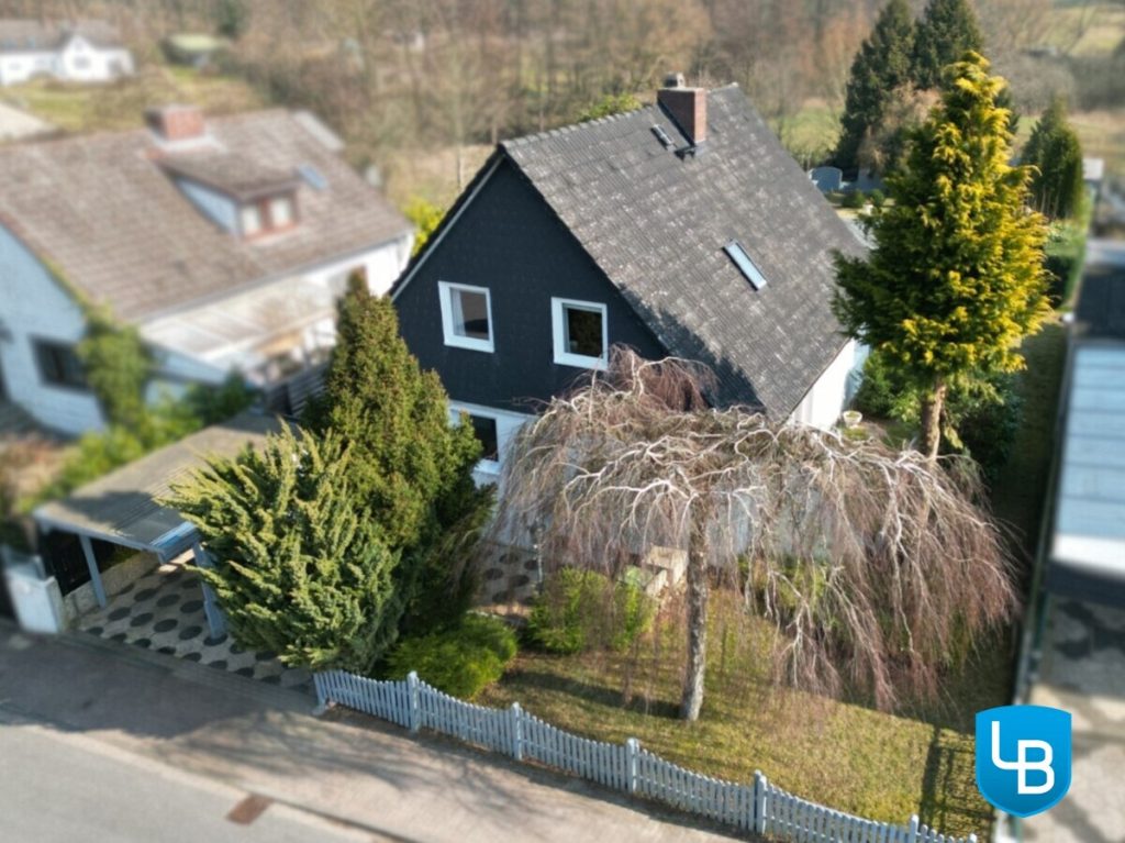 Immobilienangebot - Mönkeberg - Alle & Rest (Wohnen) - Handwerker aufgepasst: ZENKER-Fertighaus in traumhafter Lage von Mönkeberg