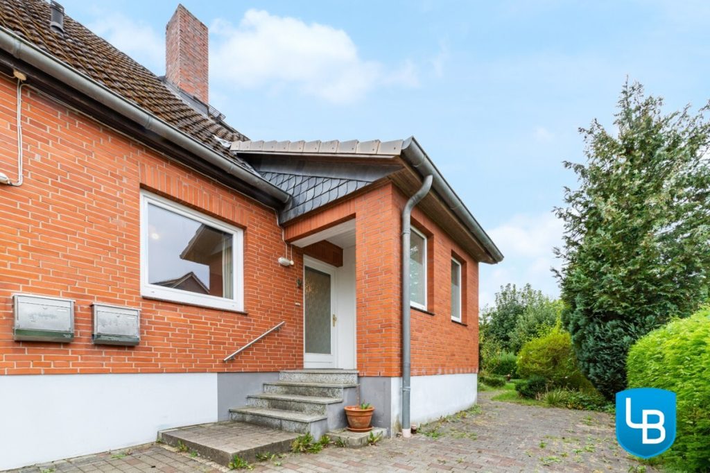 Immobilienangebot - Felm - Alle & Rest (Wohnen) - Tür auf, Herz rein! - Verwunschenes Zweifamilienhaus in Felm
