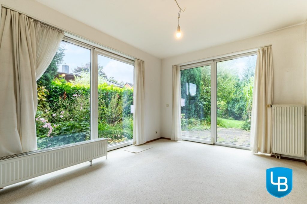 Immobilienangebot - Felm - Alle & Rest (Wohnen) - Tür auf, Herz rein! - Verwunschenes Zweifamilienhaus in Felm