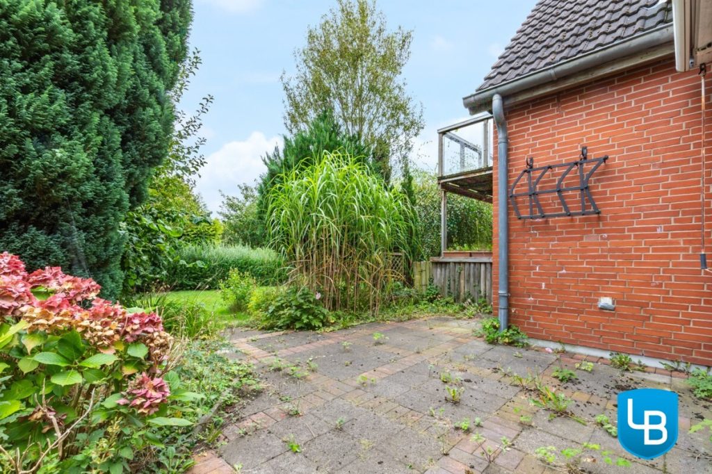 Immobilienangebot - Felm - Alle & Rest (Wohnen) - Tür auf, Herz rein! - Verwunschenes Zweifamilienhaus in Felm