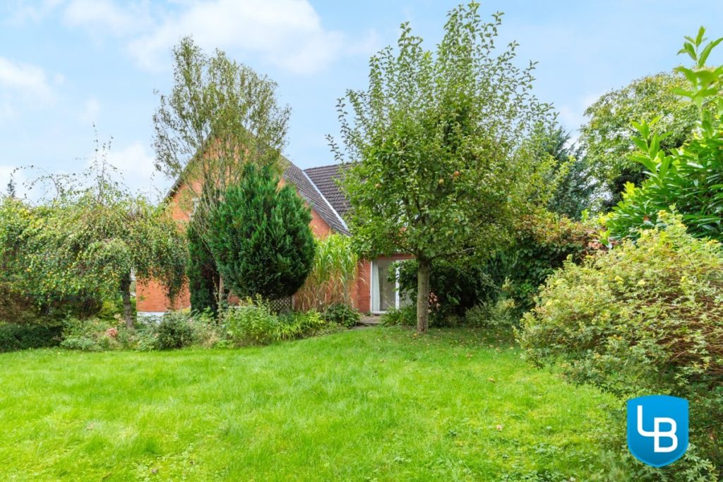 Immobilienangebot - Felm - Alle & Rest (Wohnen) - Tür auf, Herz rein! - Verwunschenes Zweifamilienhaus in Felm