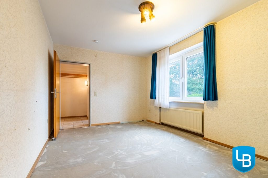 Immobilienangebot - Felm - Alle & Rest (Wohnen) - Tür auf, Herz rein! - Verwunschenes Zweifamilienhaus in Felm