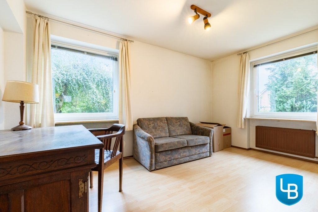 Immobilienangebot - Felm - Alle & Rest (Wohnen) - Tür auf, Herz rein! - Verwunschenes Zweifamilienhaus in Felm