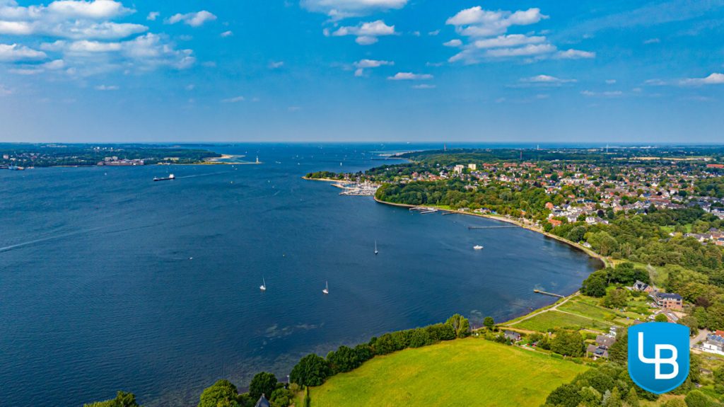 Immobilienangebot - Heikendorf - Alle & Rest (Wohnen) - Diesen Ausblick können Sie kaufen: Einfamilienhaus auf Traumgrundstück an der Kieler Förde