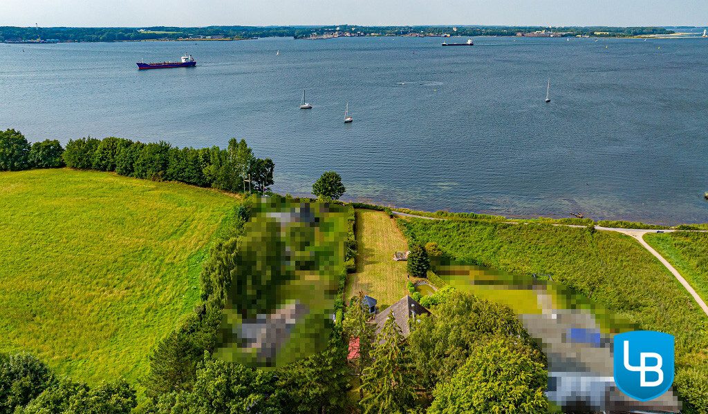 Immobilienangebot - Heikendorf - Alle & Rest (Wohnen) - Diesen Ausblick können Sie kaufen: Einfamilienhaus auf Traumgrundstück an der Kieler Förde