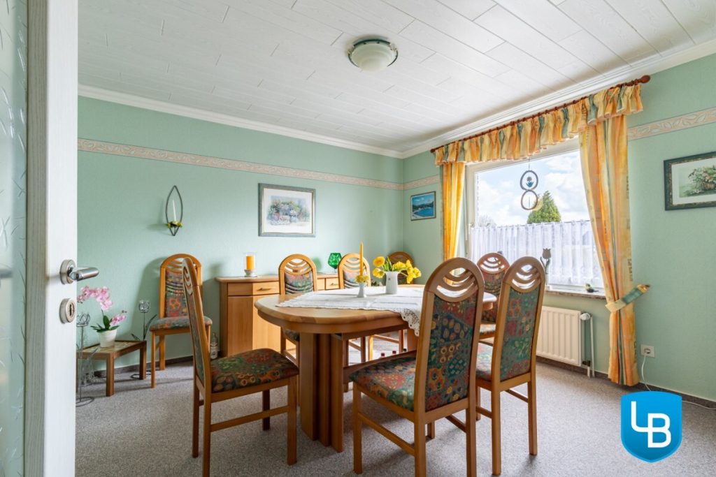Immobilienangebot - Bosau / Hassendorf - Alle & Rest (Wohnen) - Hier steckt mehr drin: Einfamilienhaus mit vielseitigen Nutzungsmöglichkeiten