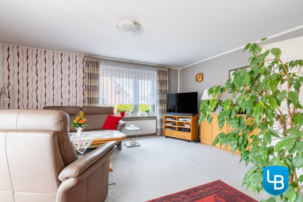 Immobilienangebot - Bosau / Hassendorf - Alle & Rest (Wohnen) - Hier steckt mehr drin: Einfamilienhaus mit vielseitigen Nutzungsmöglichkeiten