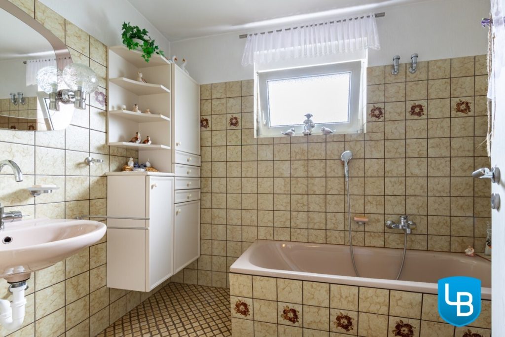 Immobilienangebot - Bosau / Hassendorf - Alle & Rest (Wohnen) - Hier steckt mehr drin: Einfamilienhaus mit vielseitigen Nutzungsmöglichkeiten