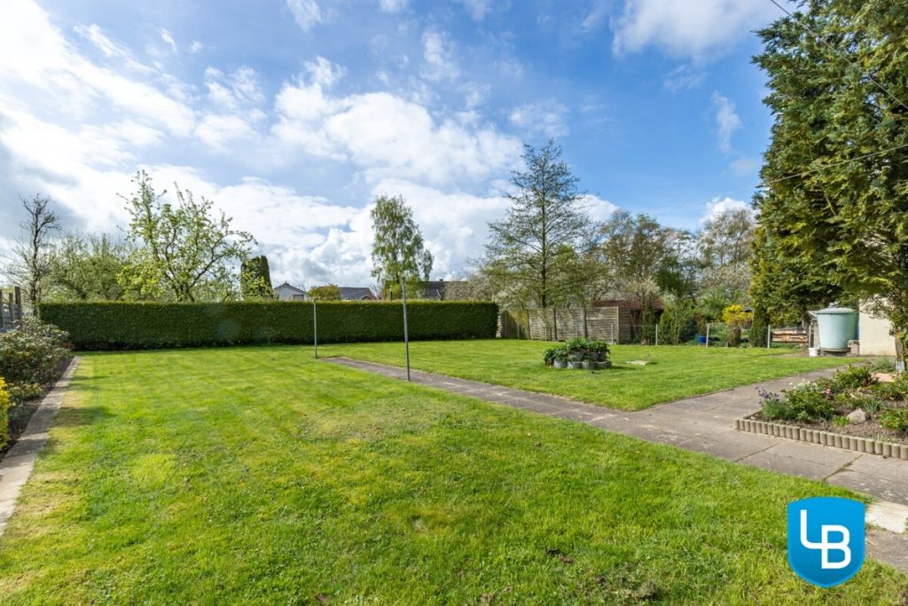 Immobilienangebot - Bosau / Hassendorf - Alle & Rest (Wohnen) - Hier steckt mehr drin: Einfamilienhaus mit vielseitigen Nutzungsmöglichkeiten