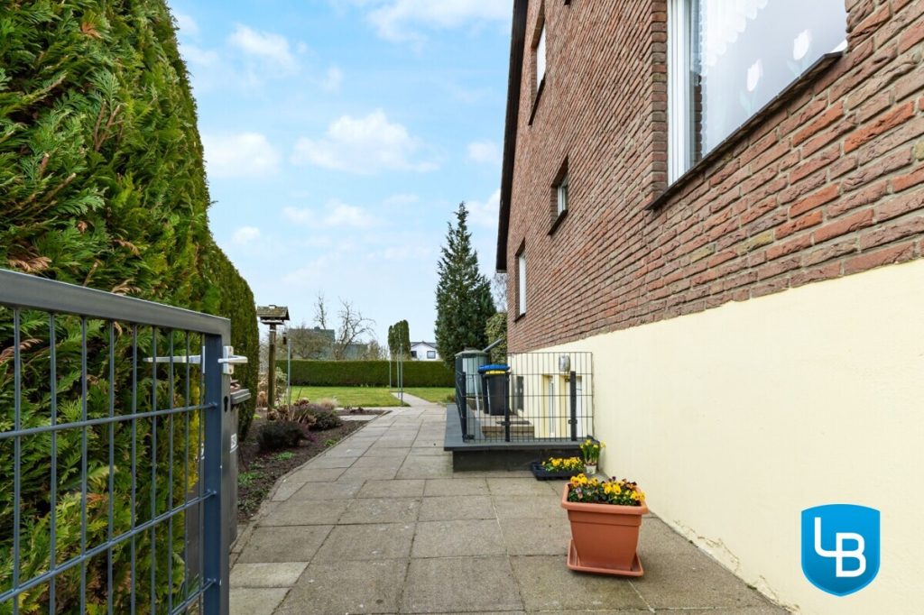 Immobilienangebot - Bosau / Hassendorf - Alle & Rest (Wohnen) - Hier steckt mehr drin: Einfamilienhaus mit vielseitigen Nutzungsmöglichkeiten