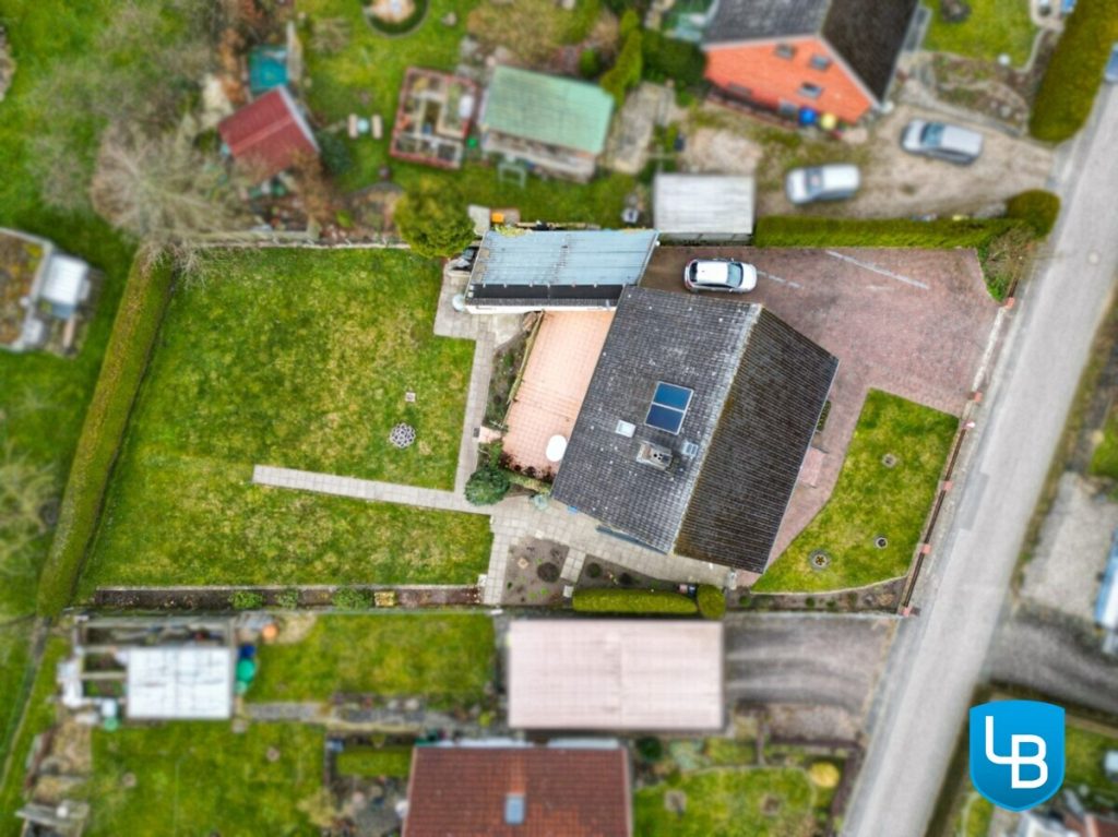 Immobilienangebot - Bosau / Hassendorf - Alle & Rest (Wohnen) - Hier steckt mehr drin: Einfamilienhaus mit vielseitigen Nutzungsmöglichkeiten