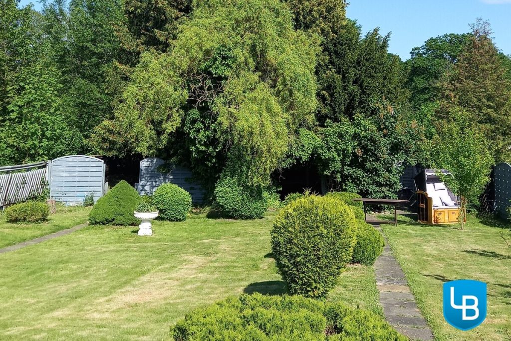Immobilienangebot - Mönkeberg - Grundstücke - Der Förde ganz nah: Traumhaftes Grundstück mit Altbestand am Kitzeberger Wald
