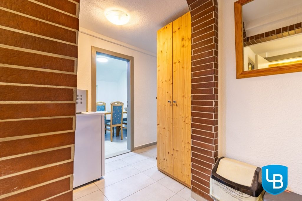 Immobilienangebot - Behrensdorf - Alle & Rest (Wohnen) - Dem herrlichen Ostseestrand ganz nahe! Tolles Reetdachhaus mit individuellen Nutzungsmöglichkeiten