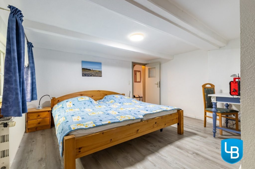 Immobilienangebot - Behrensdorf - Alle & Rest (Wohnen) - Dem herrlichen Ostseestrand ganz nahe! Tolles Reetdachhaus mit individuellen Nutzungsmöglichkeiten