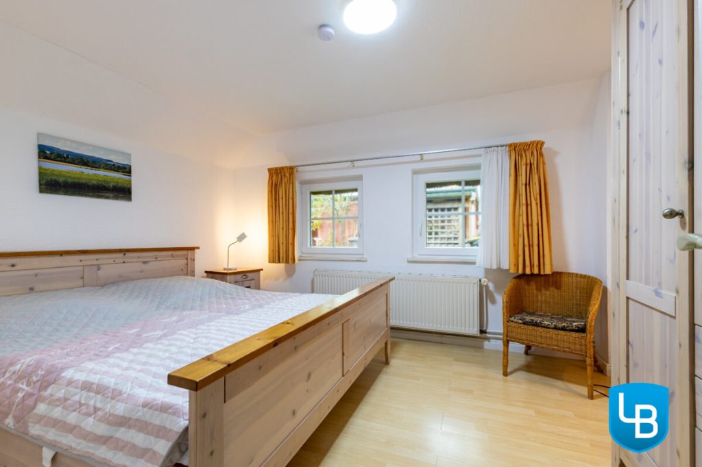 Immobilienangebot - Behrensdorf - Alle & Rest (Wohnen) - Dem herrlichen Ostseestrand ganz nahe! Tolles Reetdachhaus mit individuellen Nutzungsmöglichkeiten