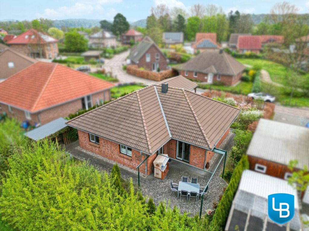 Immobilienangebot - Plön - Alle & Rest (Wohnen) - Für die Zukunft gewappnet: Traumhafter Energieeffizienz- Bungalow mit Photovoltaikanlage