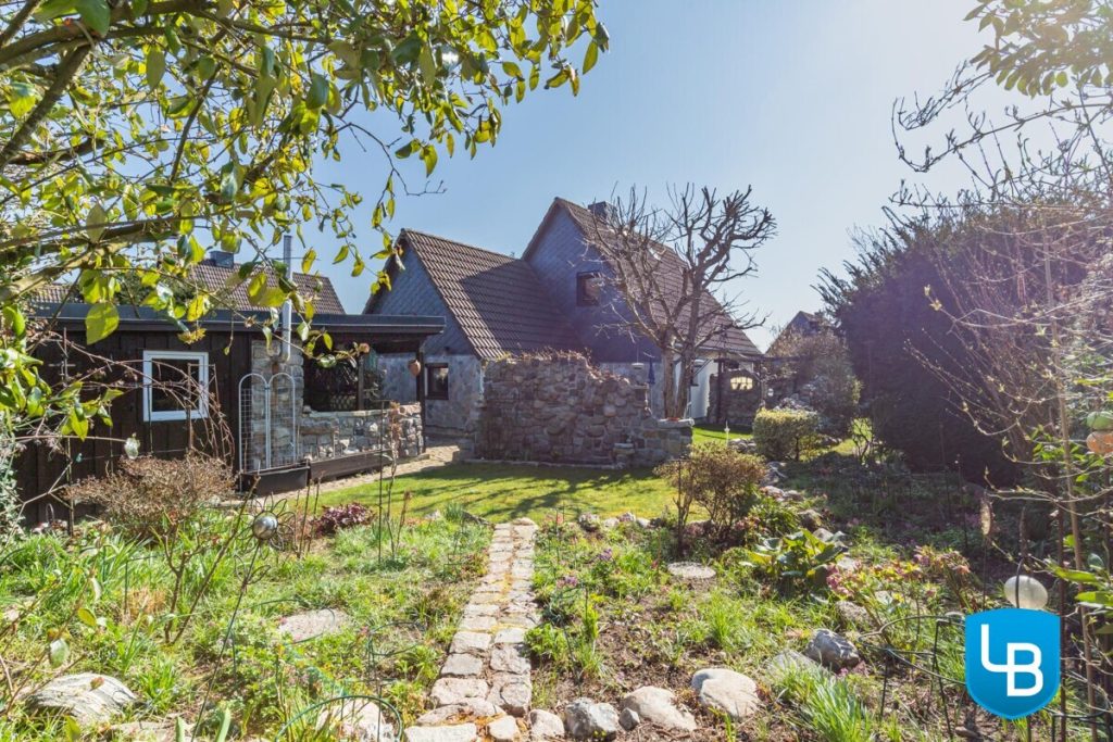 Immobilienangebot - Bornhöved - Alle & Rest (Wohnen) - Stilvoll, gemütlich und einzigartig – das ideale Zuhause für die ganze Familie!